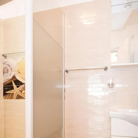 Best City Center Apartments By Alia Bucharest Room photo